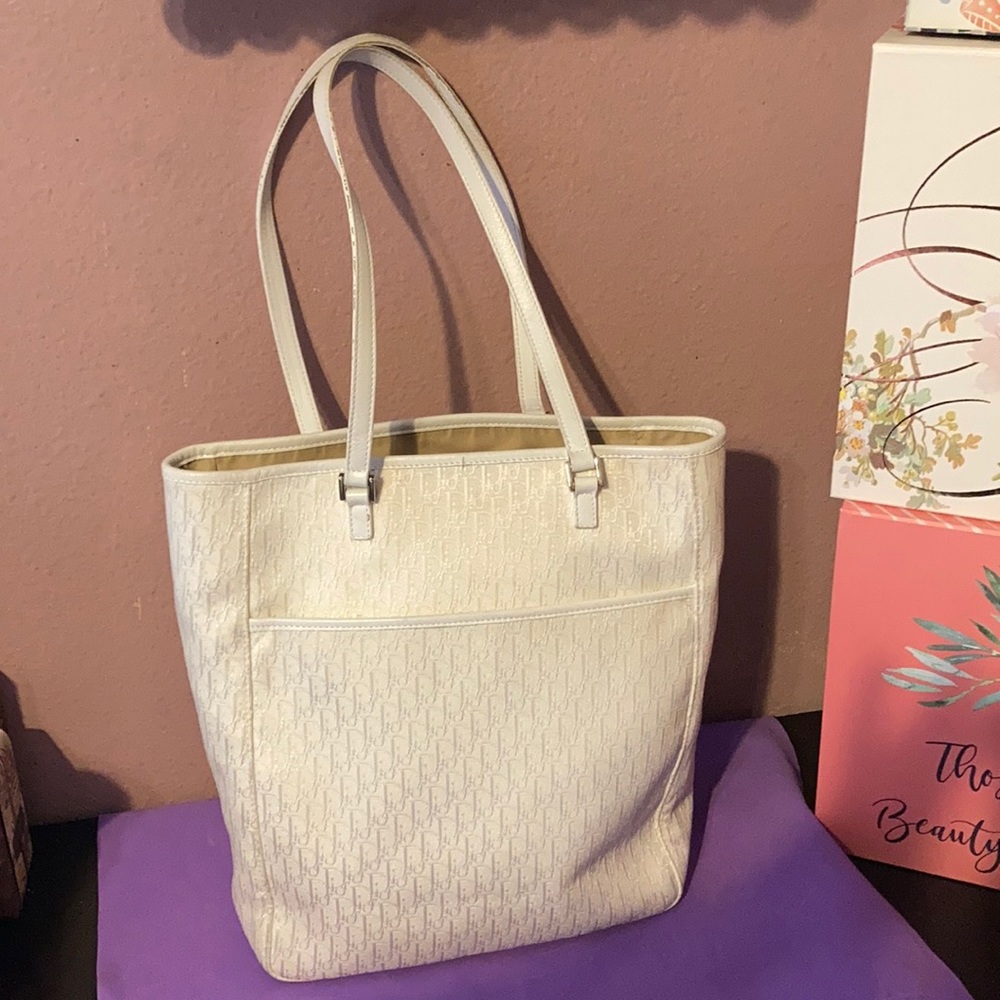 Christian Dior Paris  shoulder bag